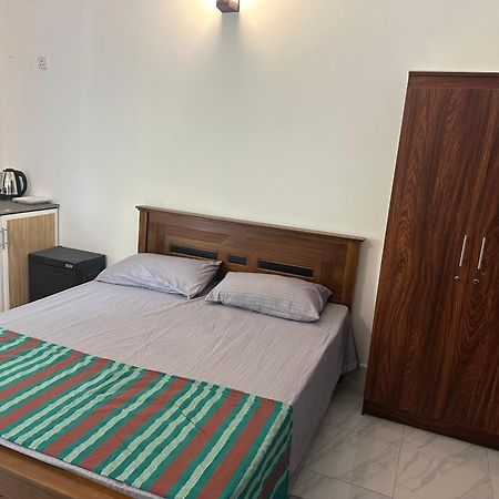 Mango Tree Budget Home Stay Homagama Экстерьер фото