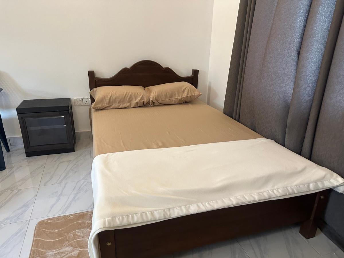 Mango Tree Budget Home Stay Homagama Экстерьер фото